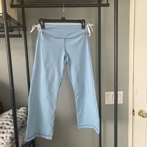 Lululemon light blue cropped straight legs, lounge pants.